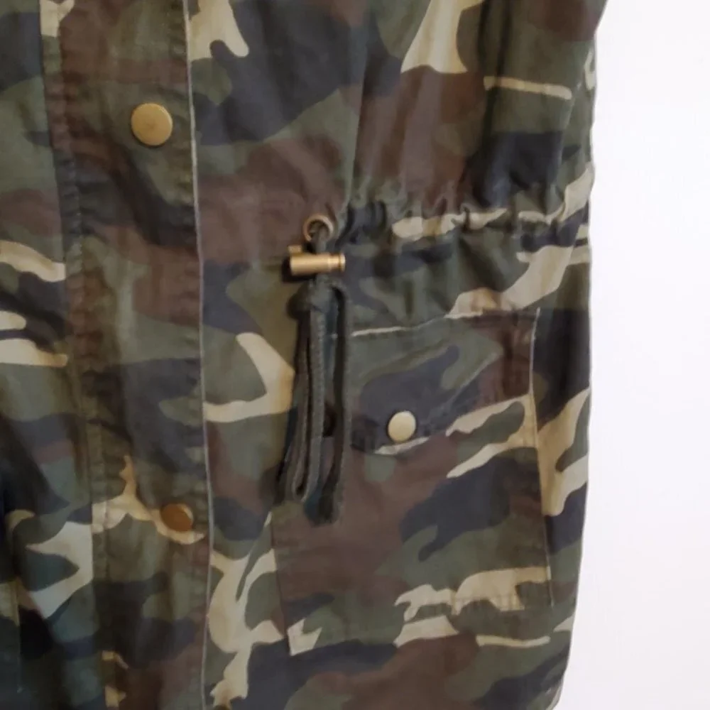Zenana Outfitters Camouflage Utility Vest with Hood